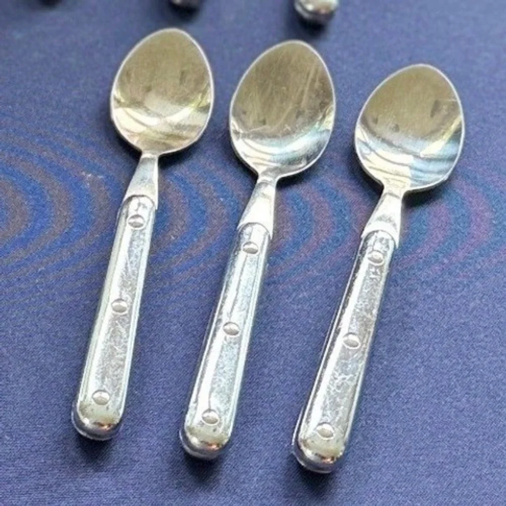 Vintage 15 Piece Stainless Steel Flatware Set‎ Silver Riveted Handles